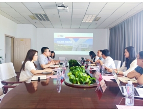 標(biāo)題：中國中車集團(tuán)朱建春一行到全國風(fēng)力發(fā)電標(biāo)準(zhǔn)化技術(shù)委員會調(diào)研交流
瀏覽次數(shù)：971
發(fā)表時(shí)間：2023-09-06